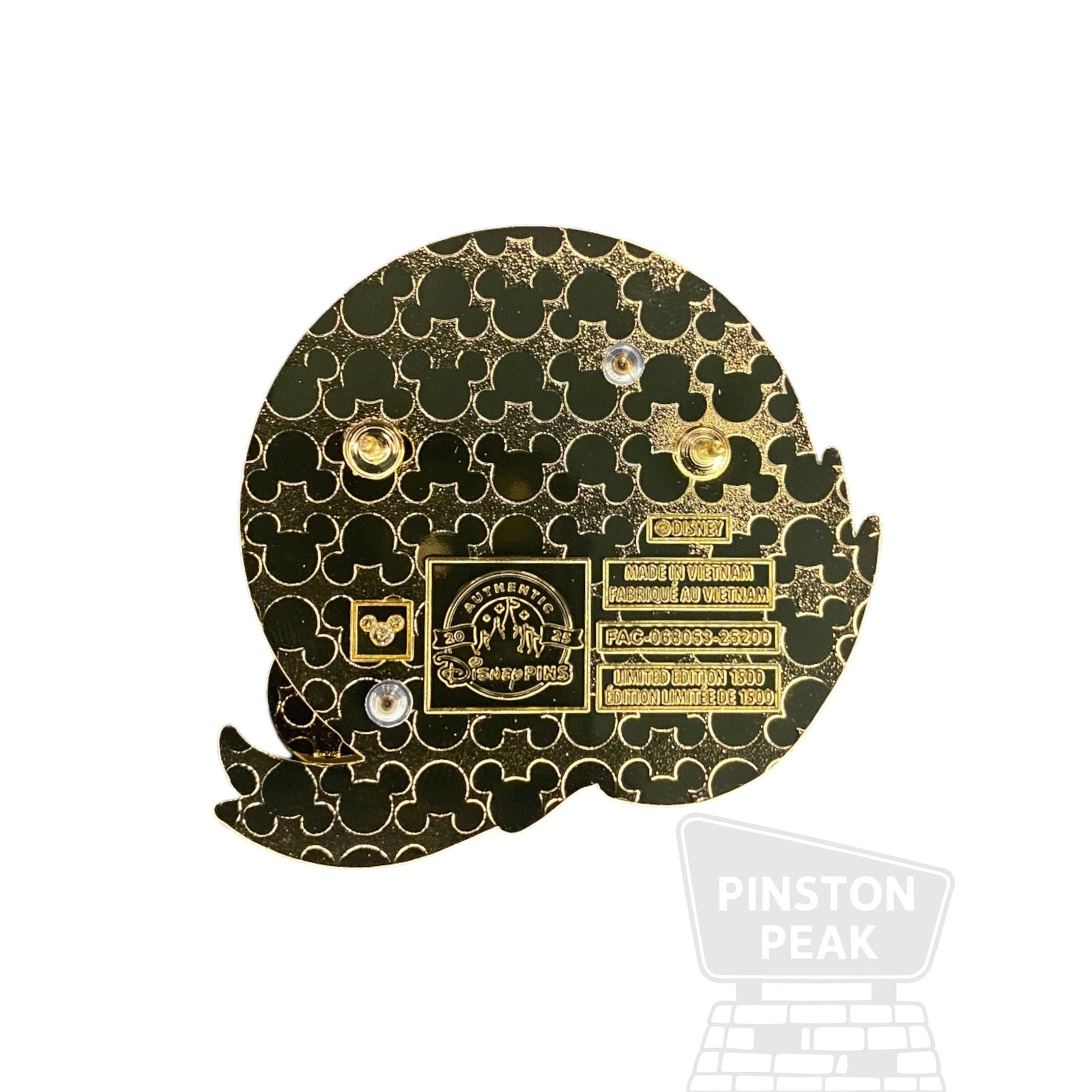 Disney Parks It’s a Small World Holiday LE 1500 Pin – Peace on Earth