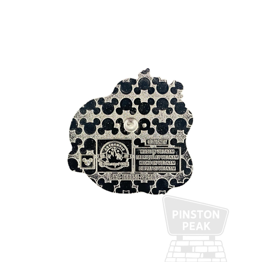 Disney Magical Chefs Mystery Pin – Humphrey the Bear Chicken Cacciatore