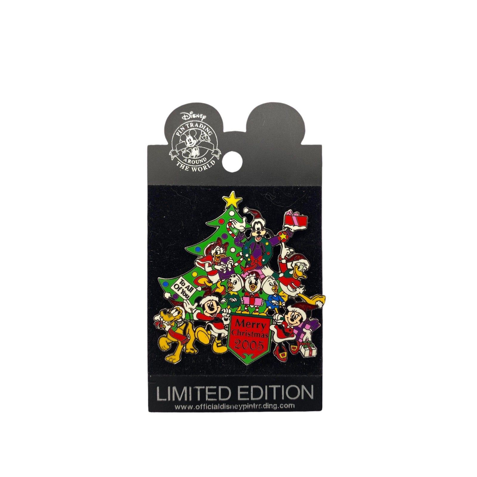 Disney Shopping Holiday Pin – Mickey & Friends Christmas Tree 2005 LE 500