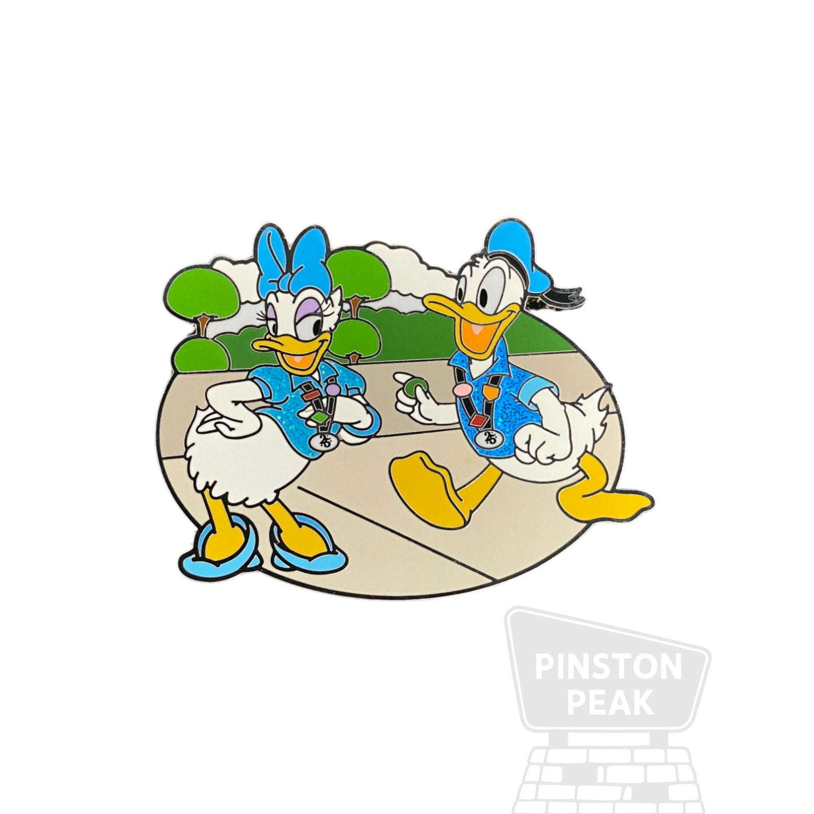 Disney Celebrating Pins 25 Year Pin – Daisy & Donald Duck Pin Trading